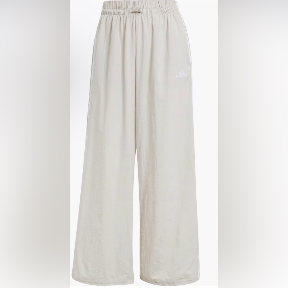 adidas Originals Women's Essentials 3-Stripes Woven Parachute Pants (2)